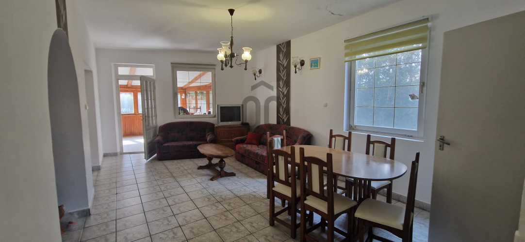 6 bed · 1997m² · Nyaraló · 89.000.000 Ft