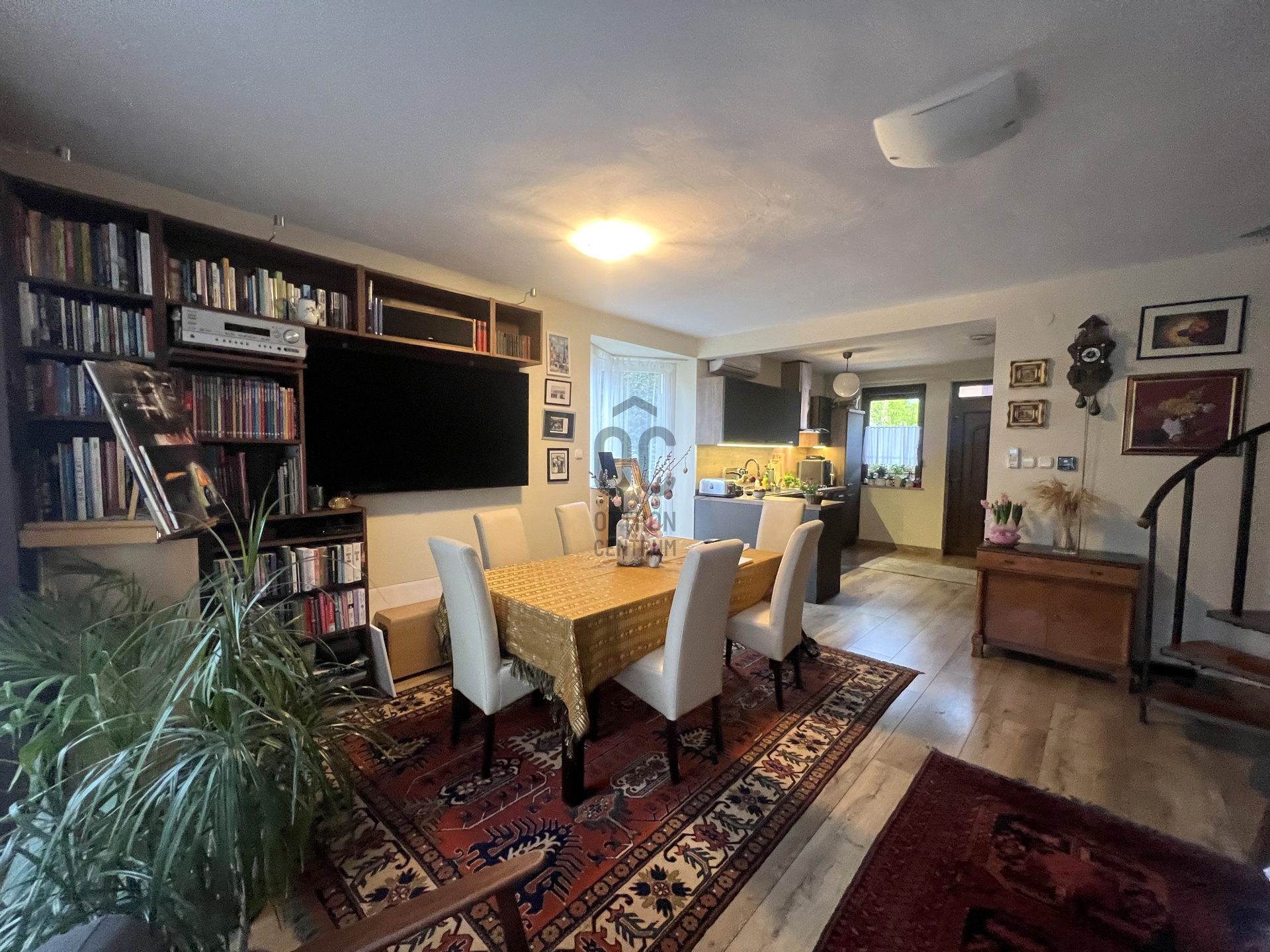 Gallery zoom image