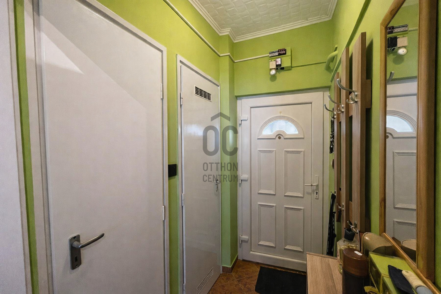 Gallery zoom image