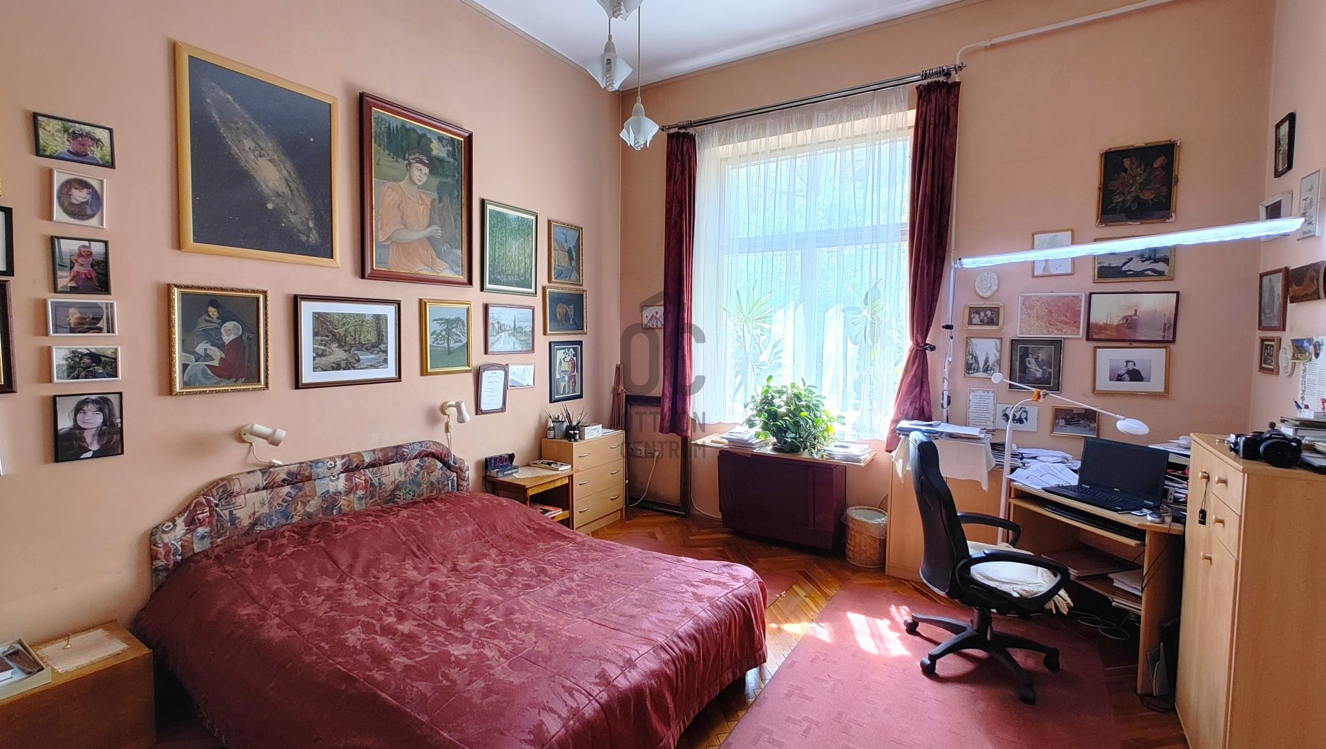 Gallery zoom image