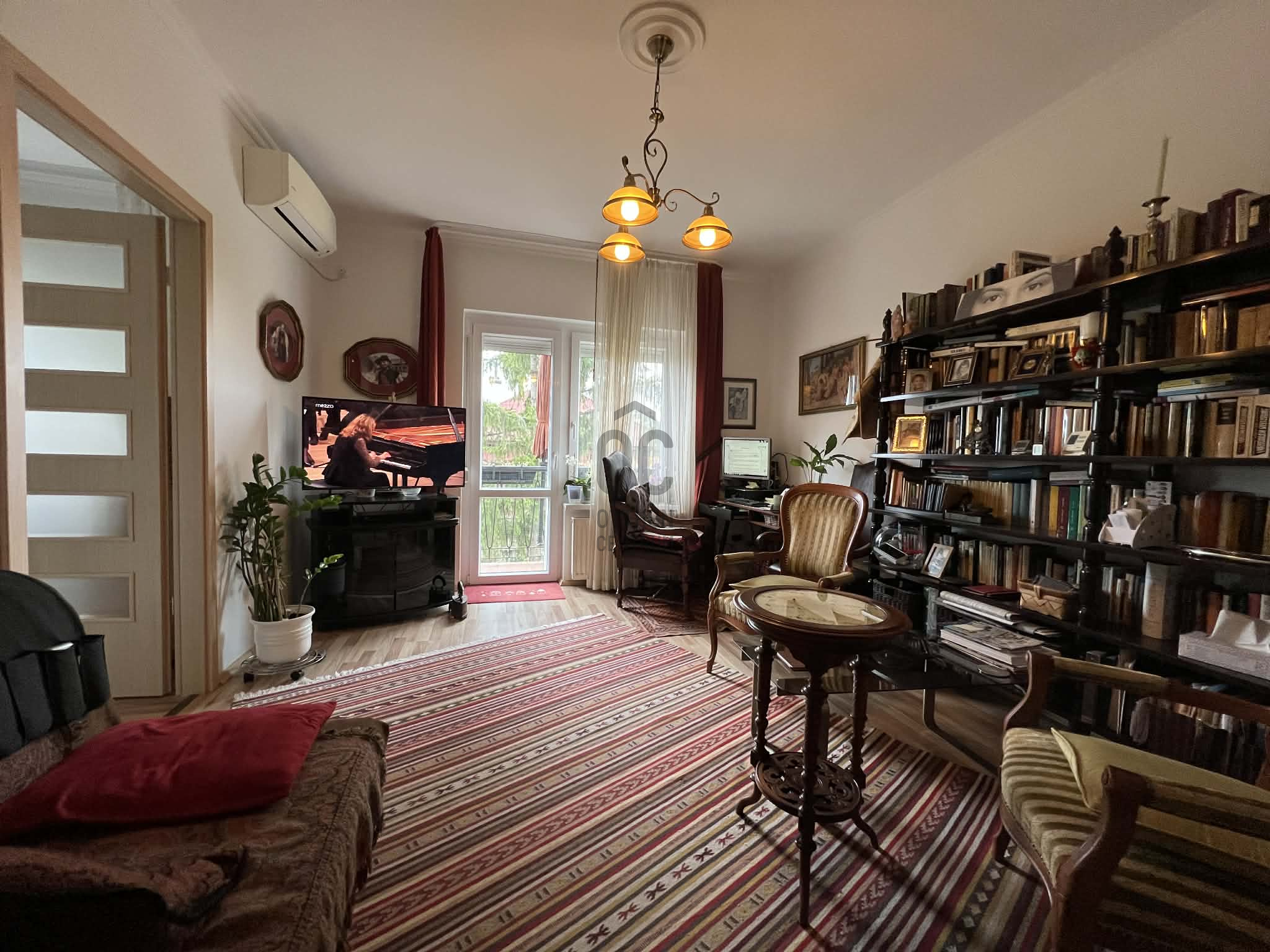 Gallery zoom image