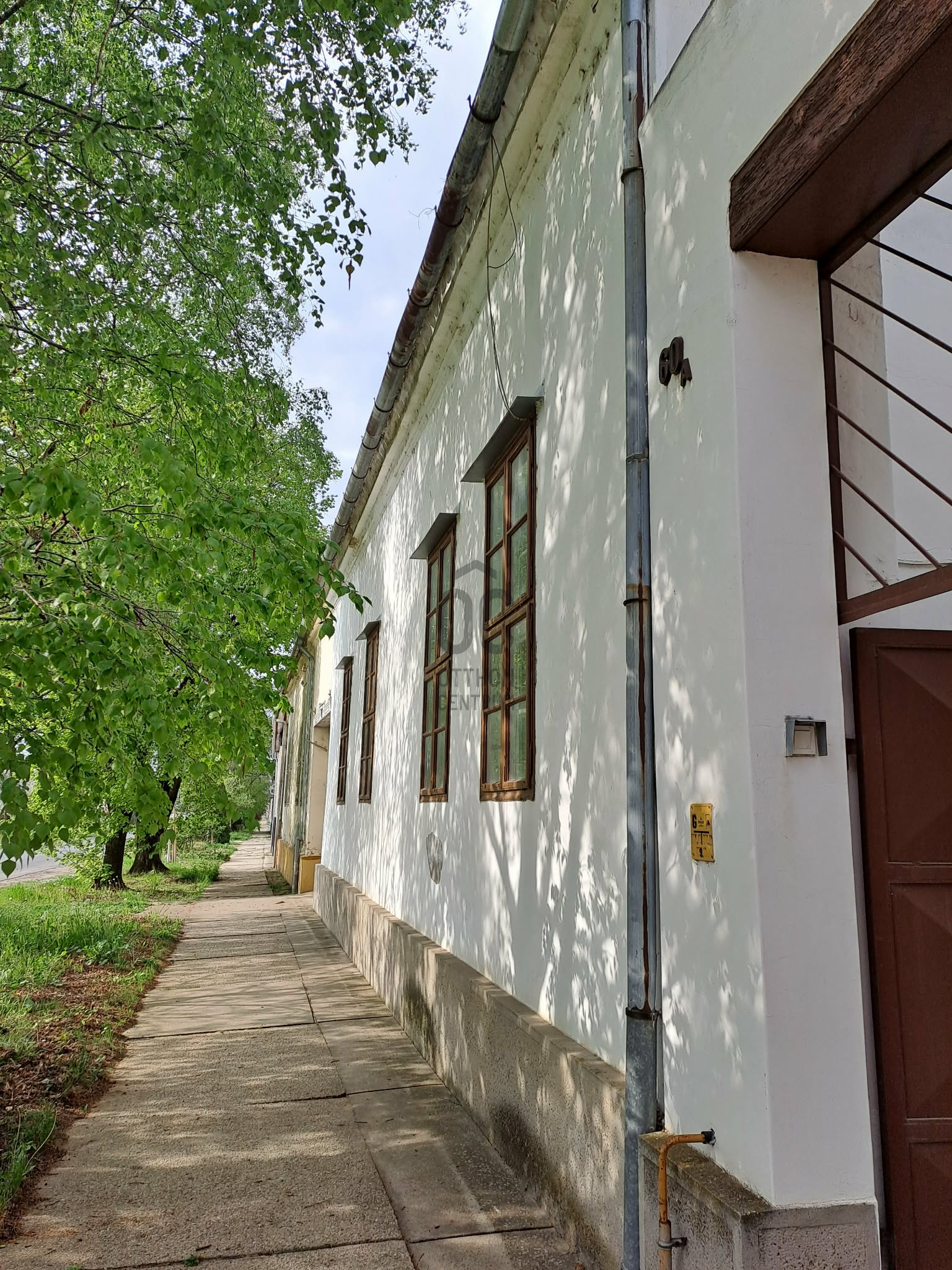 Gallery zoom image