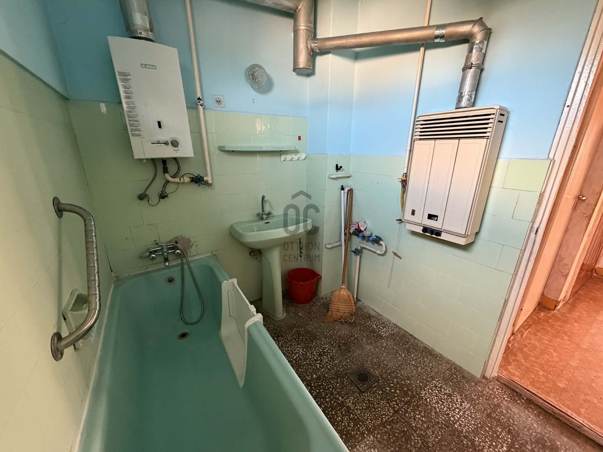 Gallery zoom image