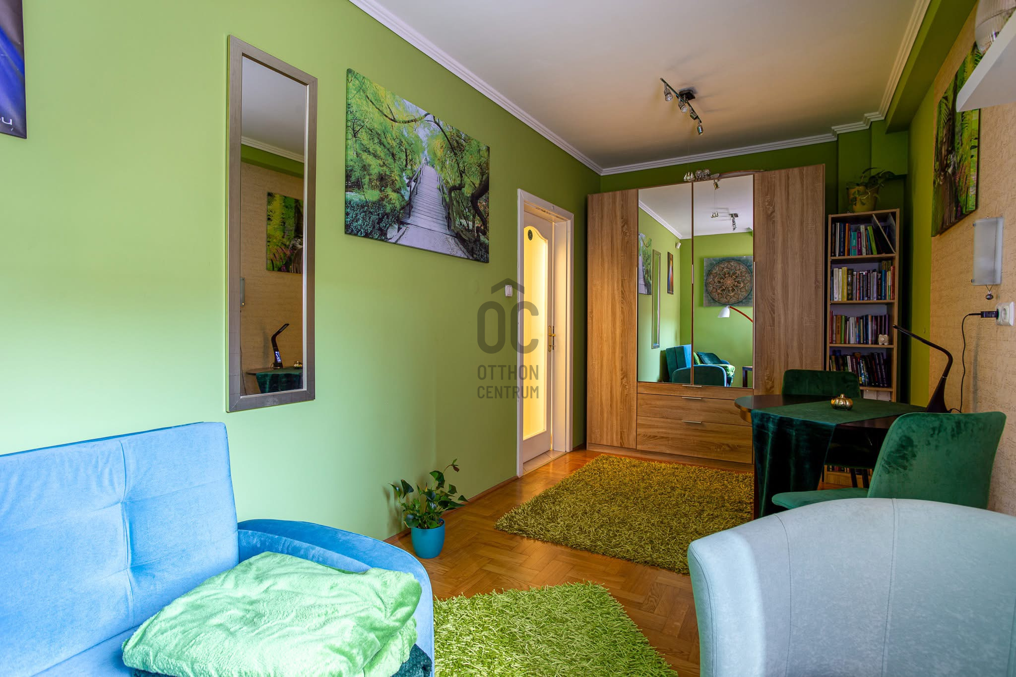 Gallery zoom image