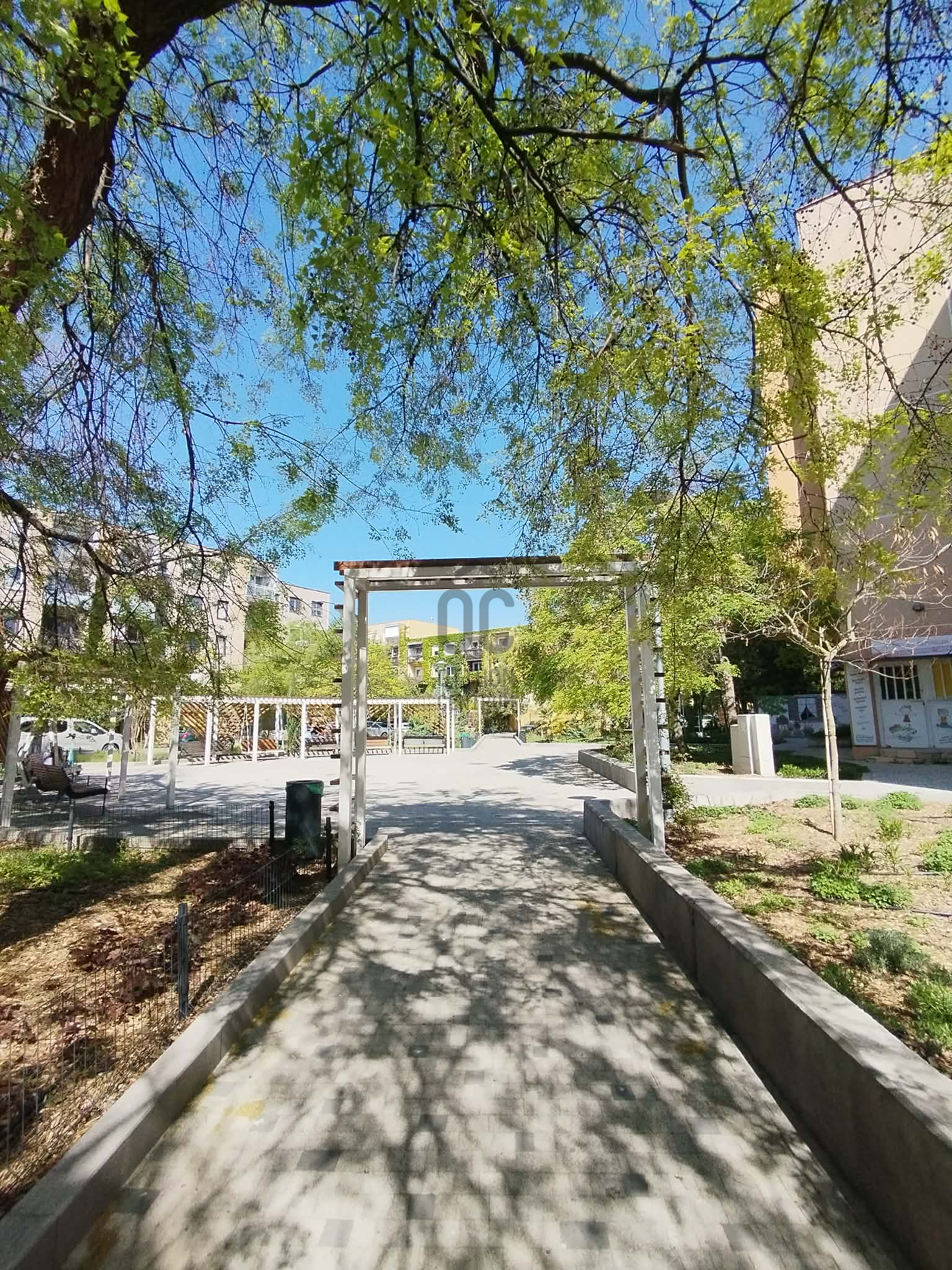 Gallery zoom image