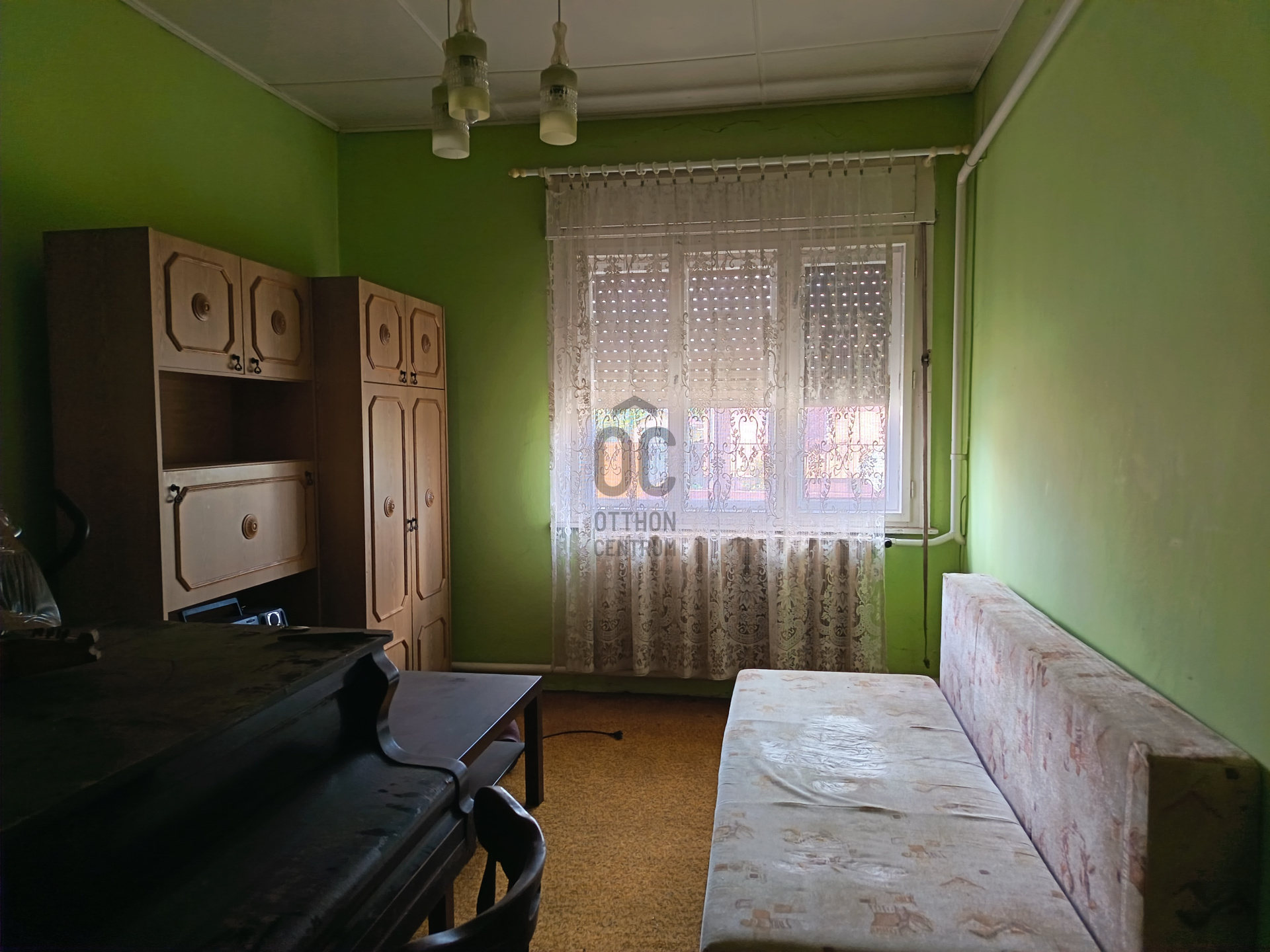 Gallery zoom image