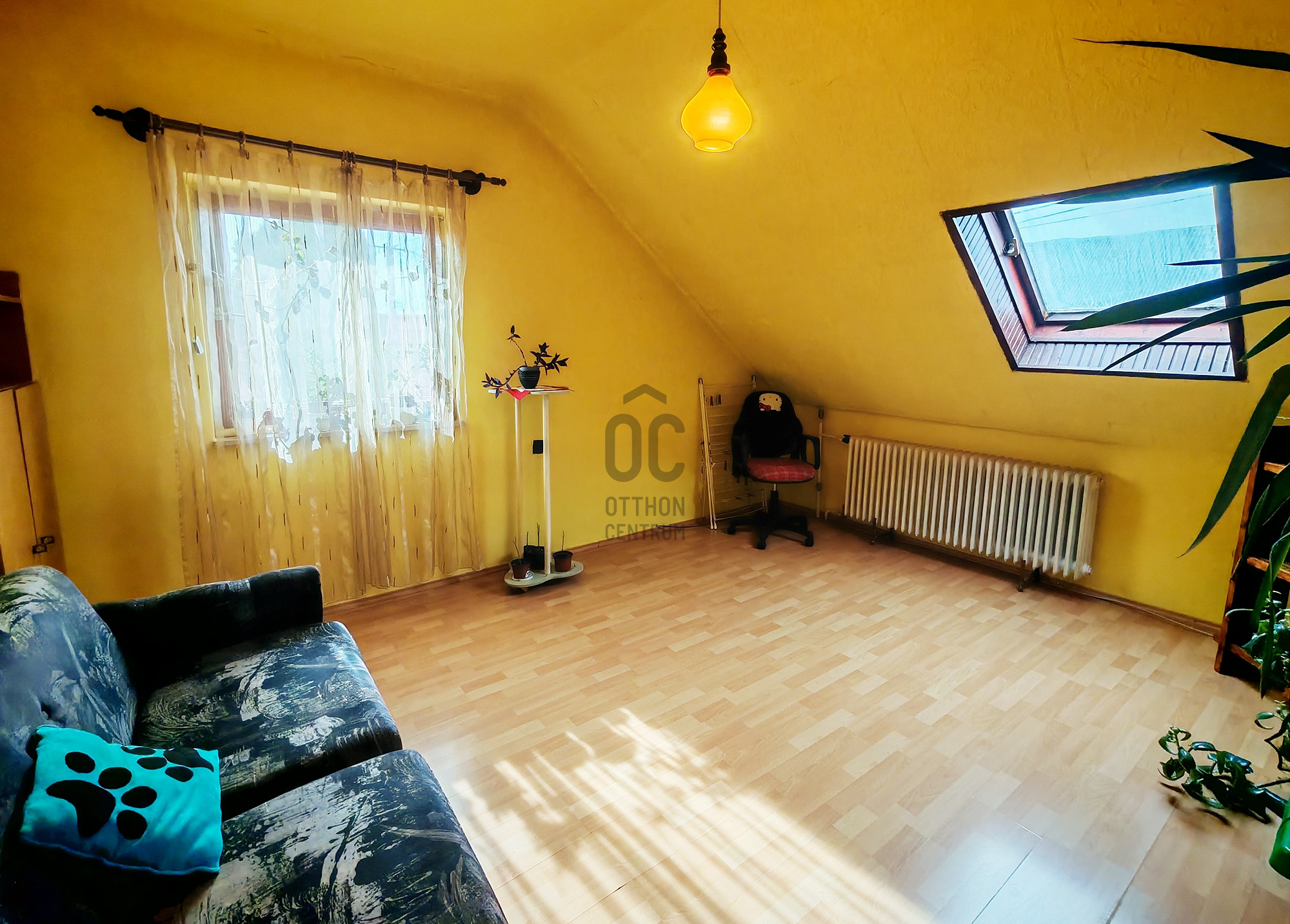 Gallery zoom image