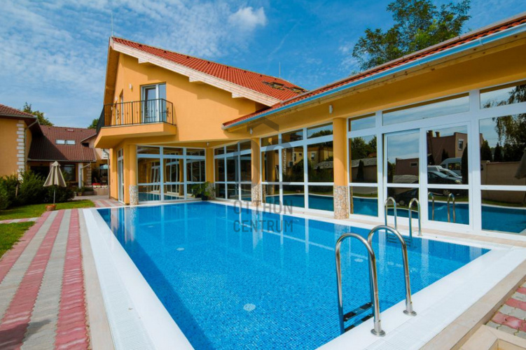 1000m² · Üzlethelyiség · 299.999.000 Ft