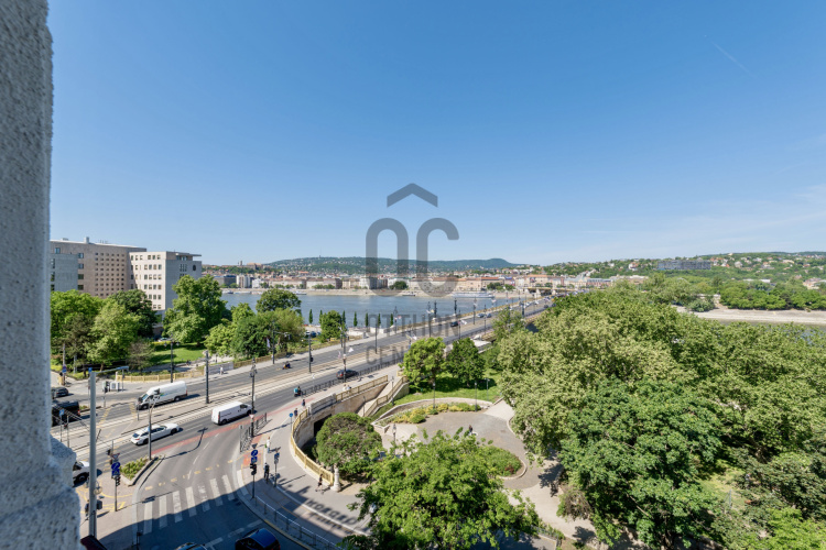 4 bed · 121m² · Lakás · 240.000.000 Ft