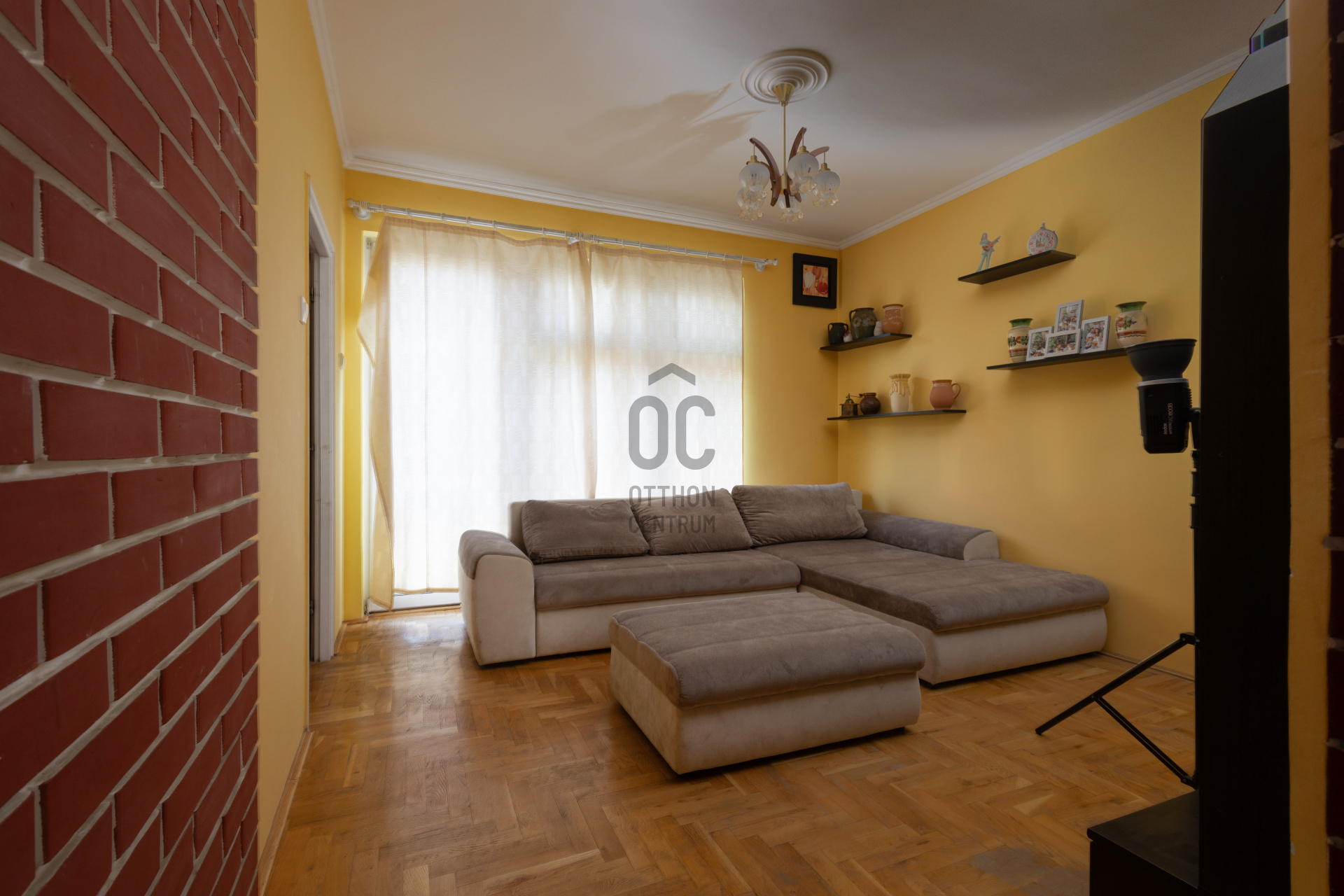 Gallery zoom image