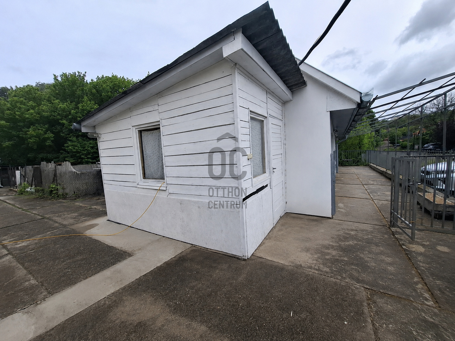 Gallery zoom image