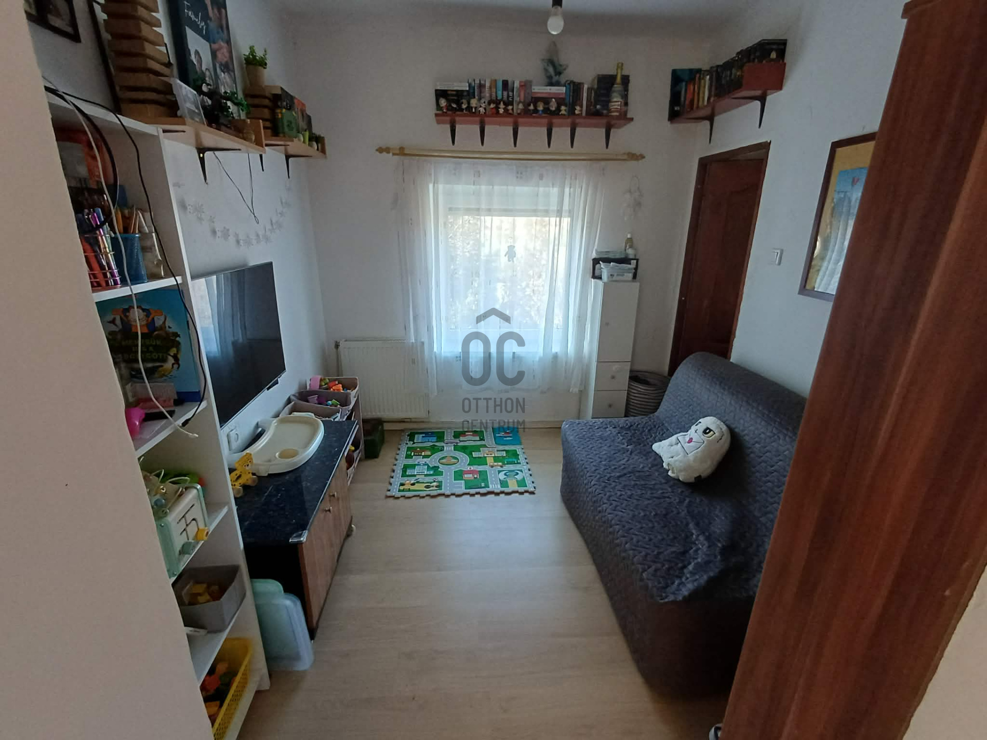 Gallery zoom image