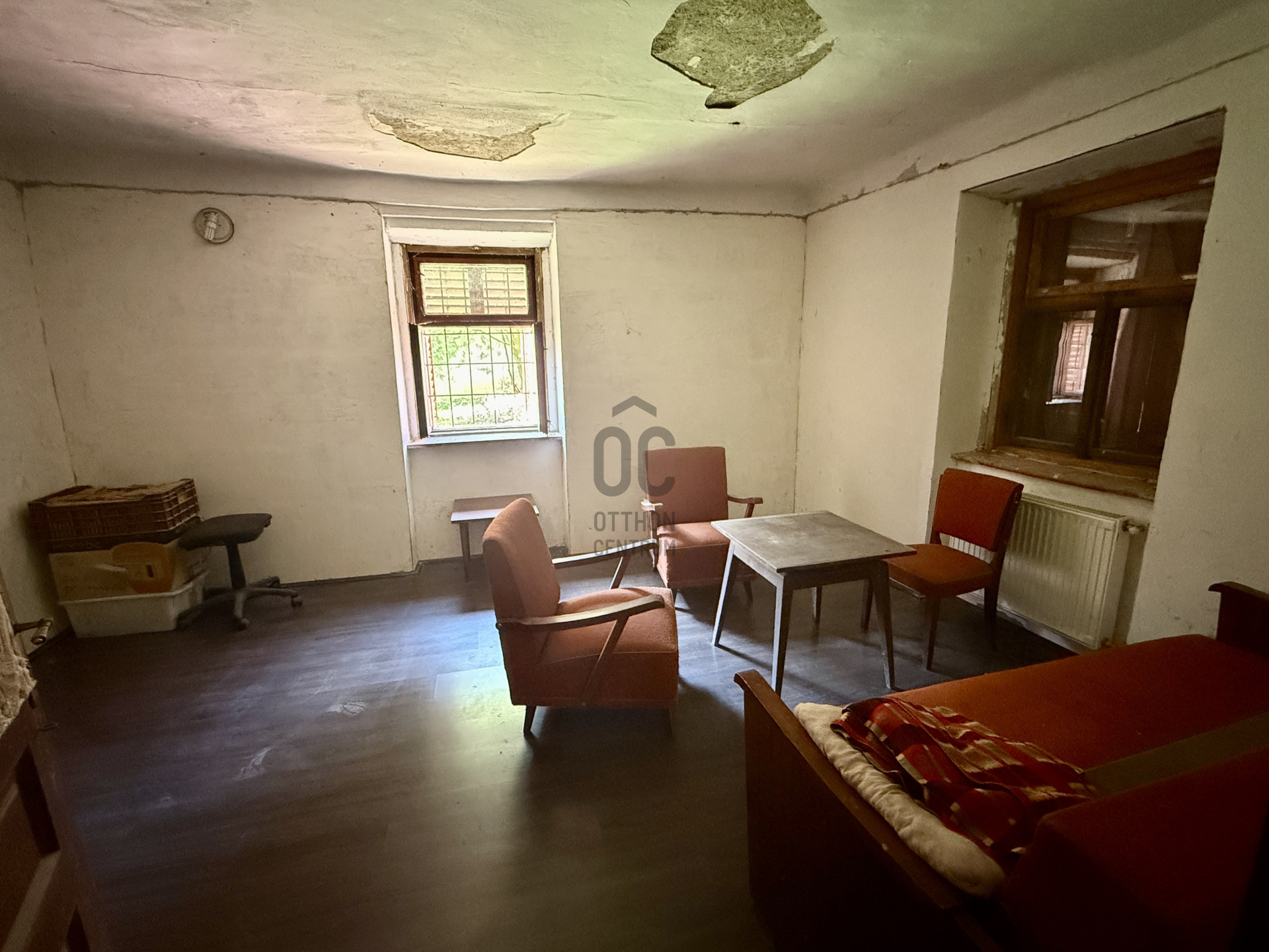 Gallery zoom image