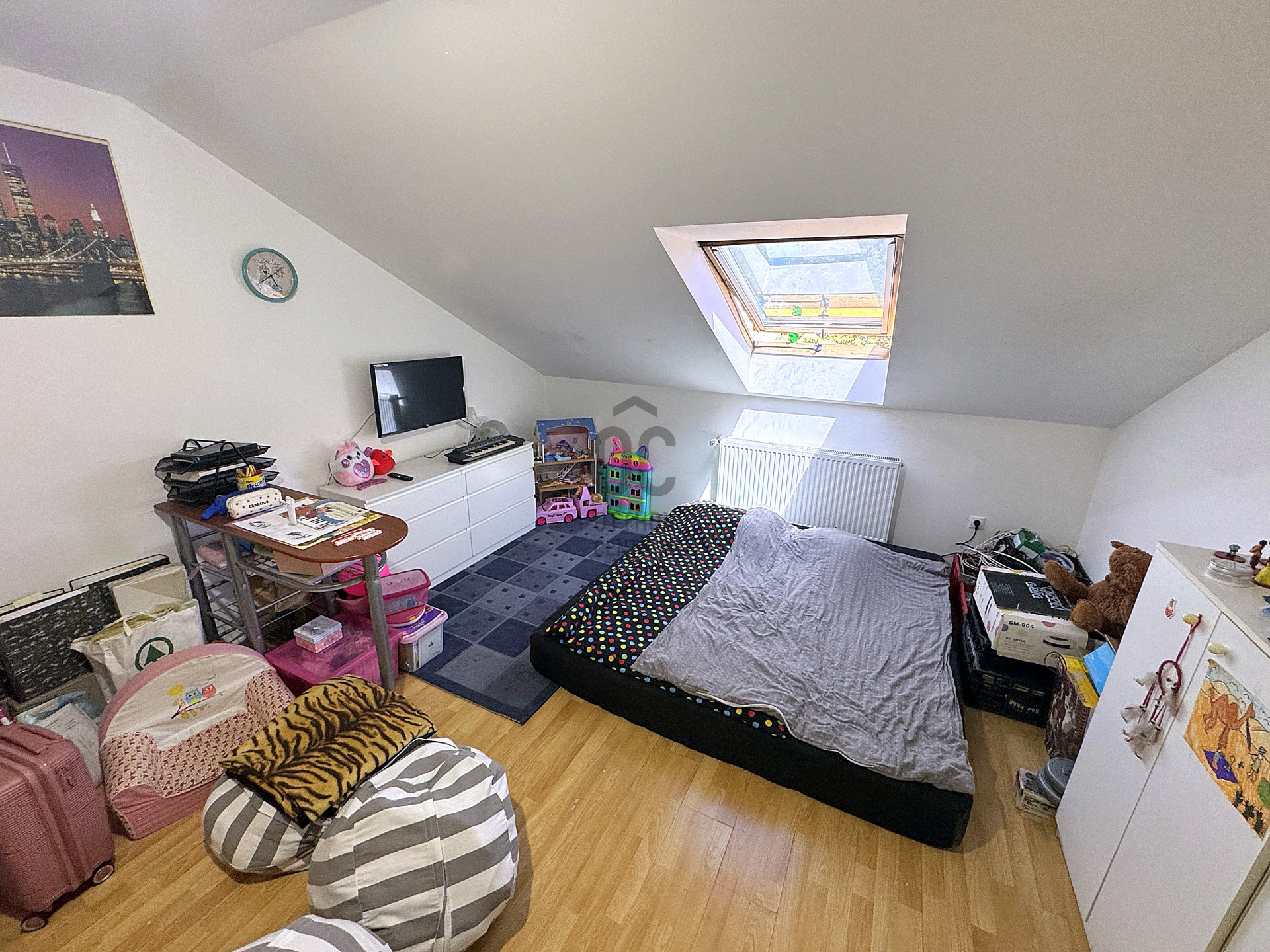 Gallery zoom image