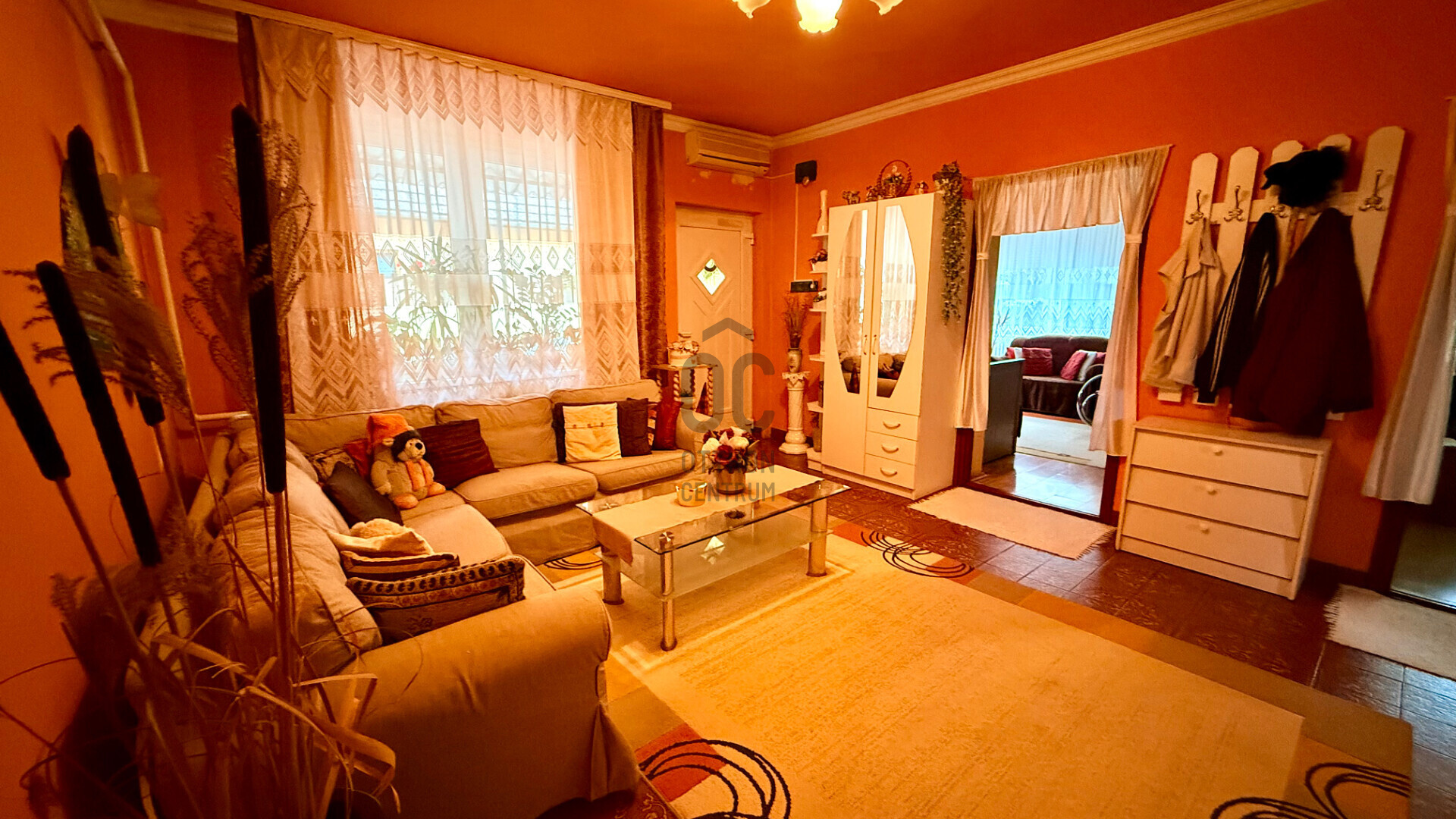 Gallery zoom image