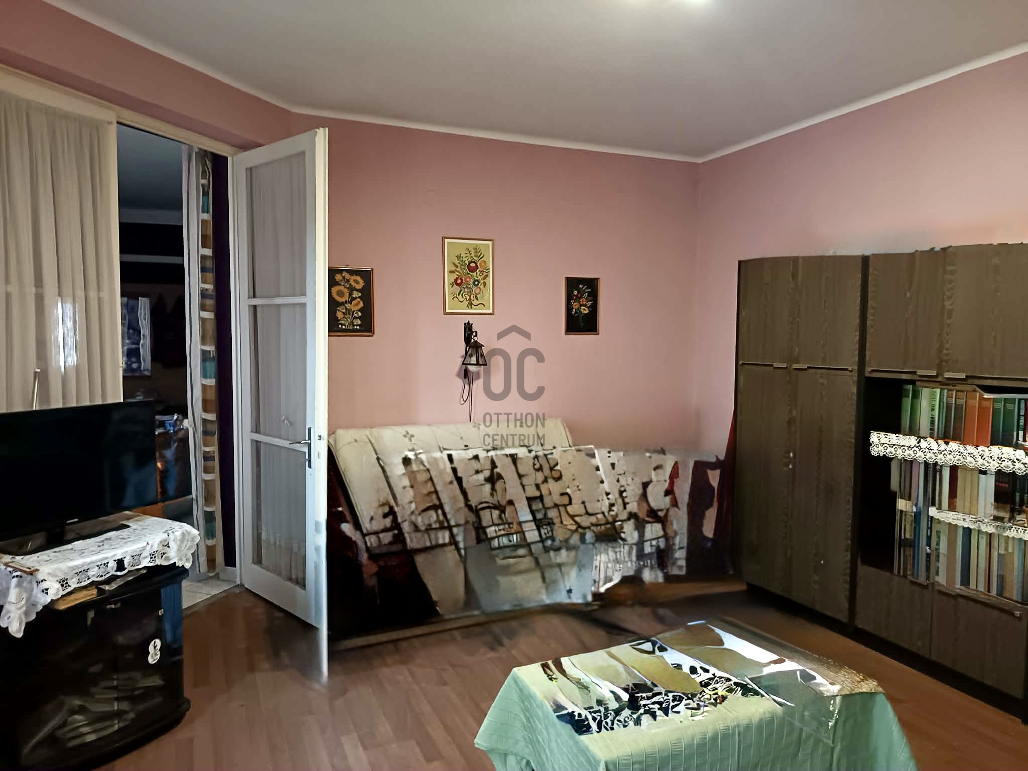 Gallery zoom image