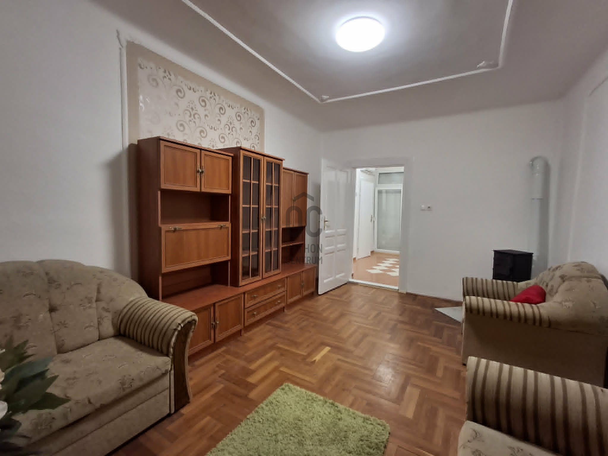 Gallery zoom image