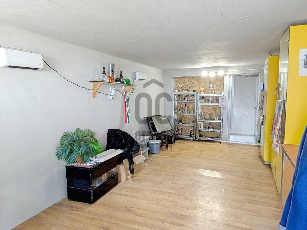 Gallery zoom image