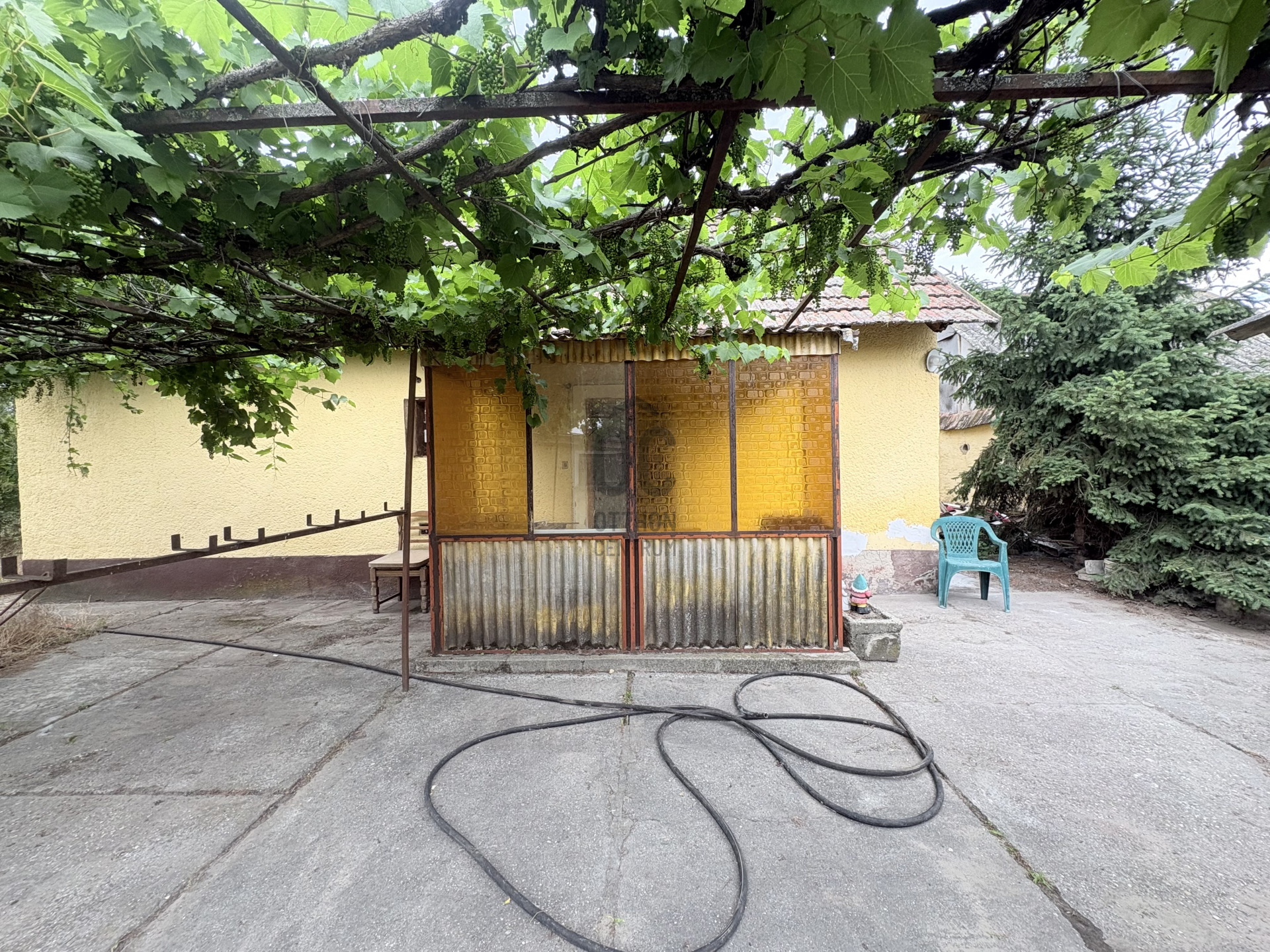 Gallery zoom image