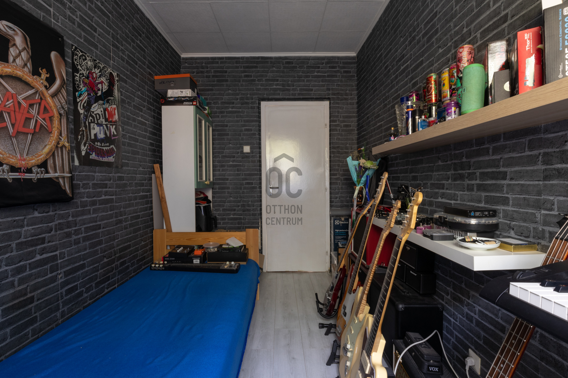 Gallery zoom image