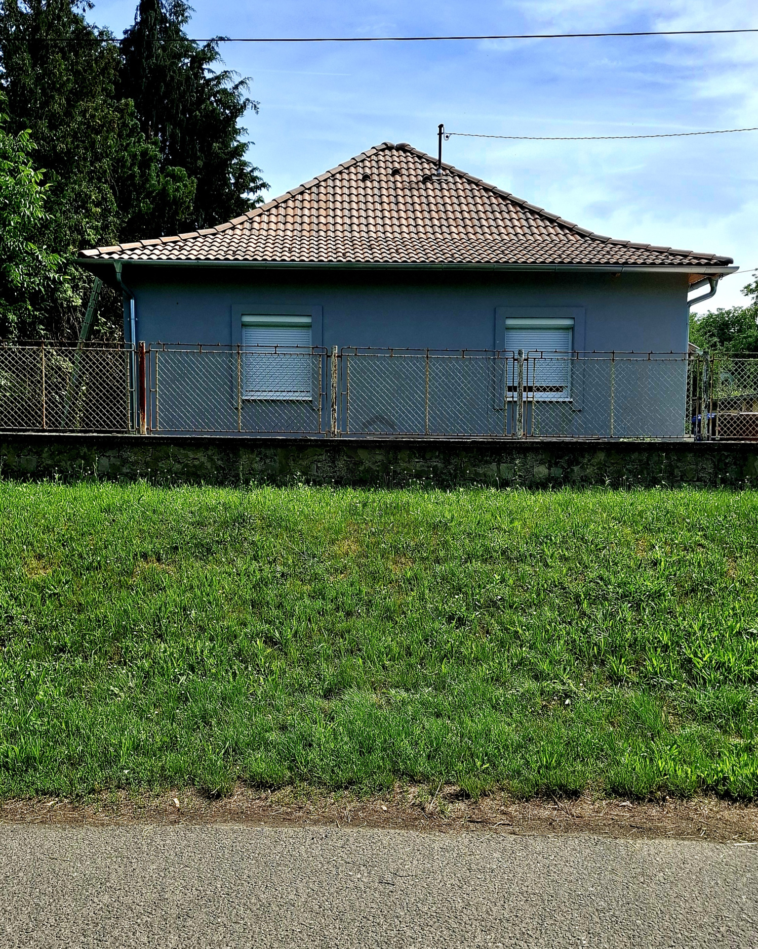 Gallery zoom image