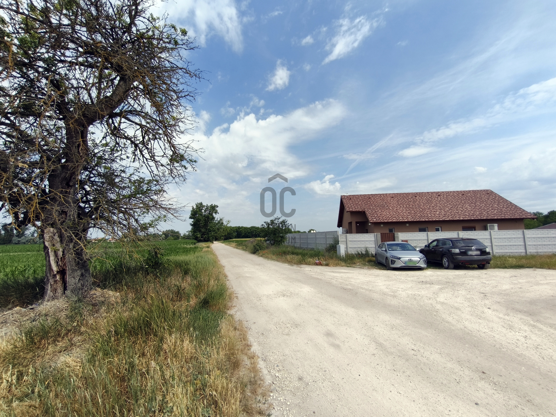 Gallery zoom image