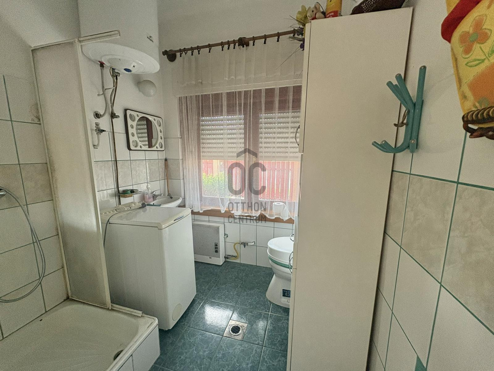 Gallery zoom image