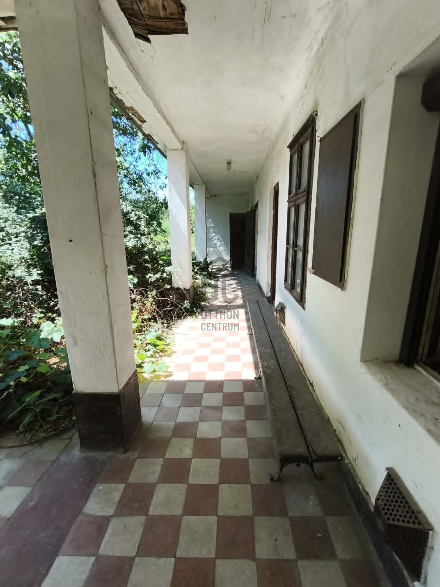 Gallery zoom image