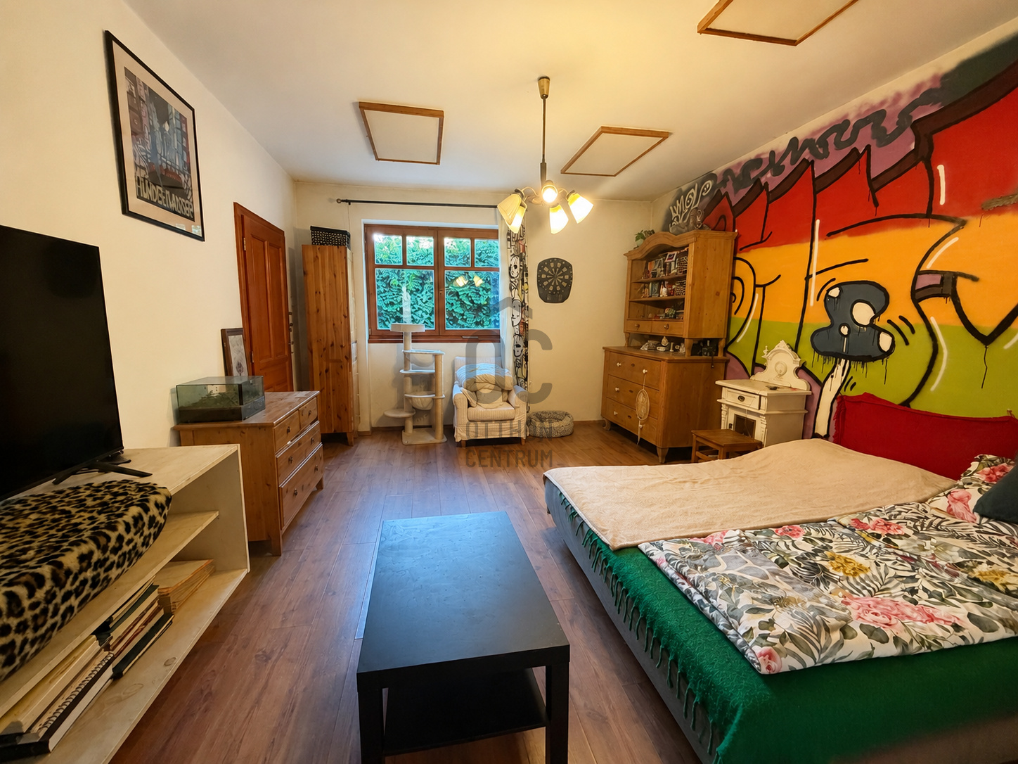 Gallery zoom image