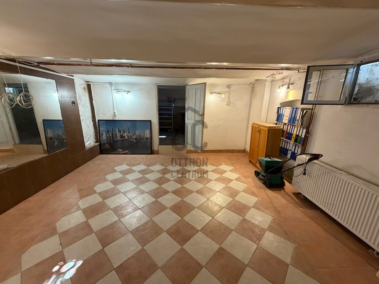 Gallery zoom image