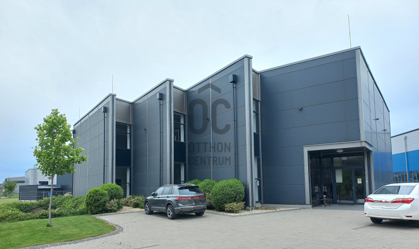 1415m² · Üzleti célú · 842.000.000 Ft