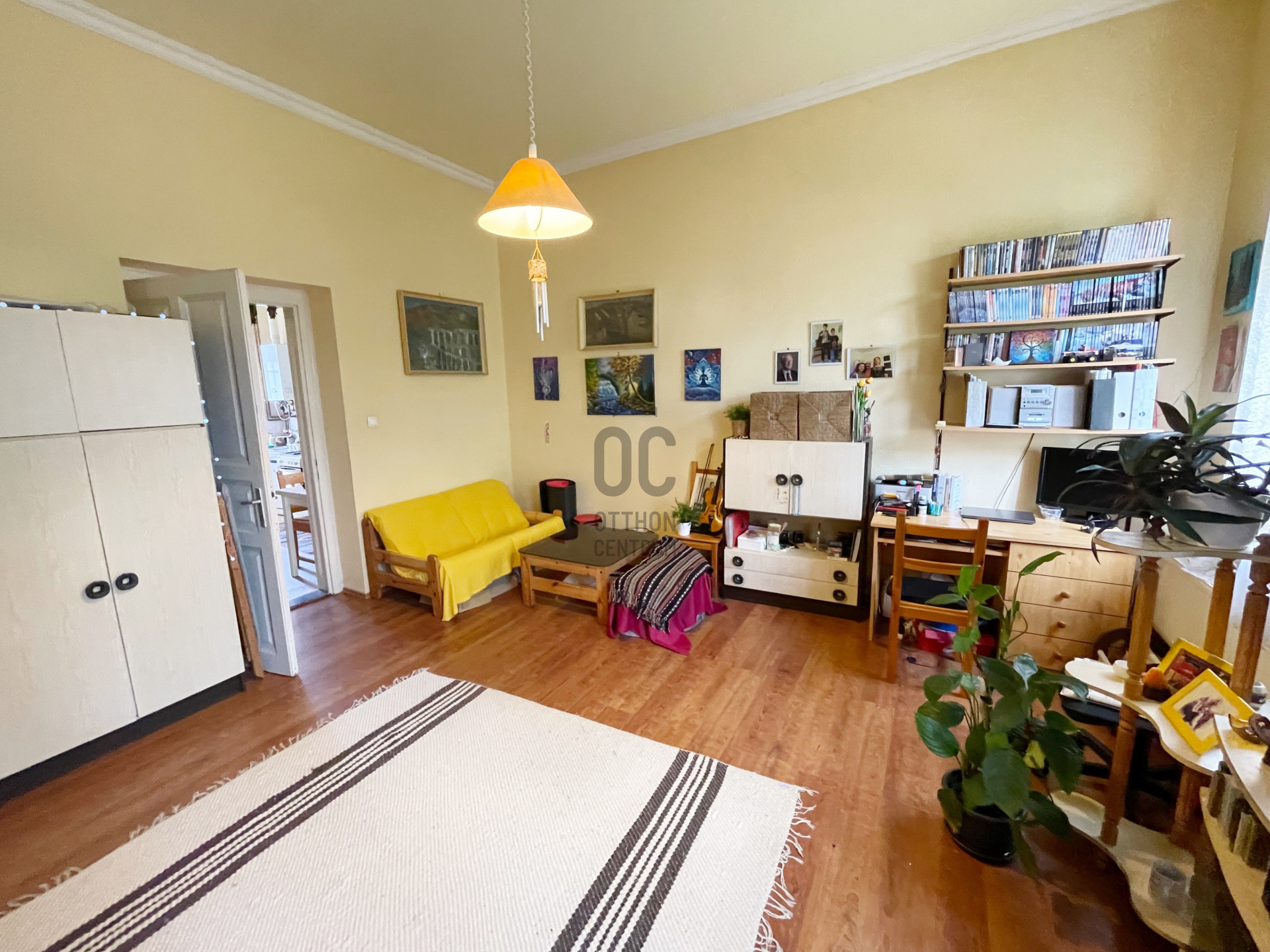 Gallery zoom image