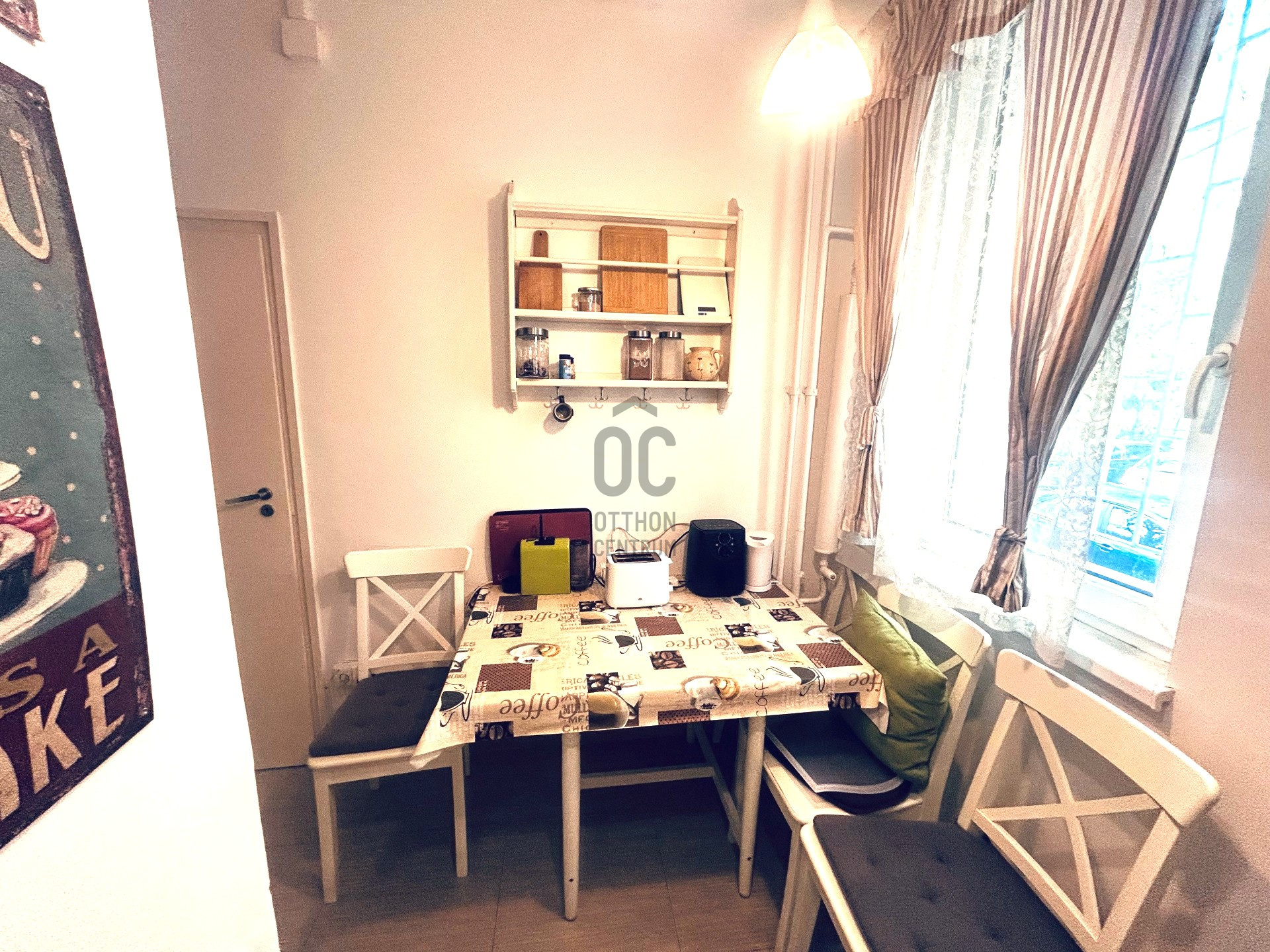 Gallery zoom image