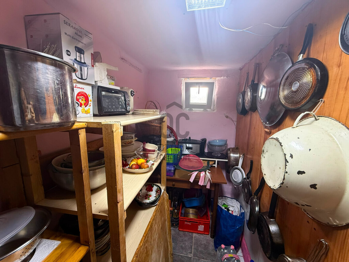 Gallery zoom image
