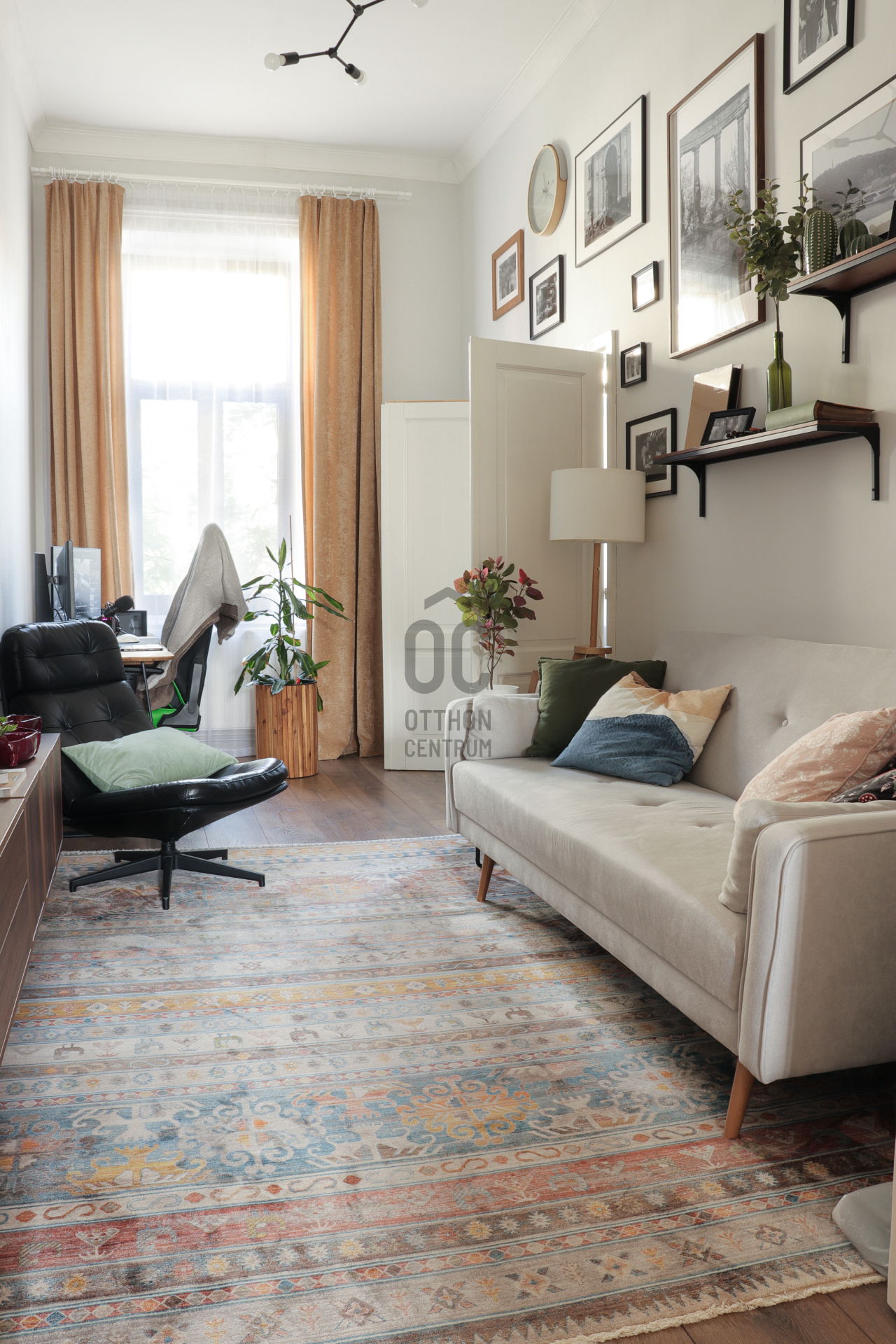 Gallery zoom image
