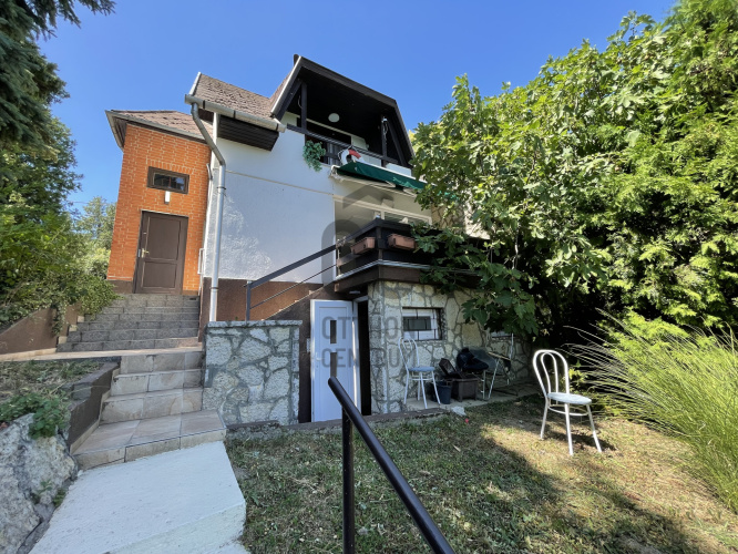 3 bed · 595m² · Nyaraló · 65.000.000 Ft