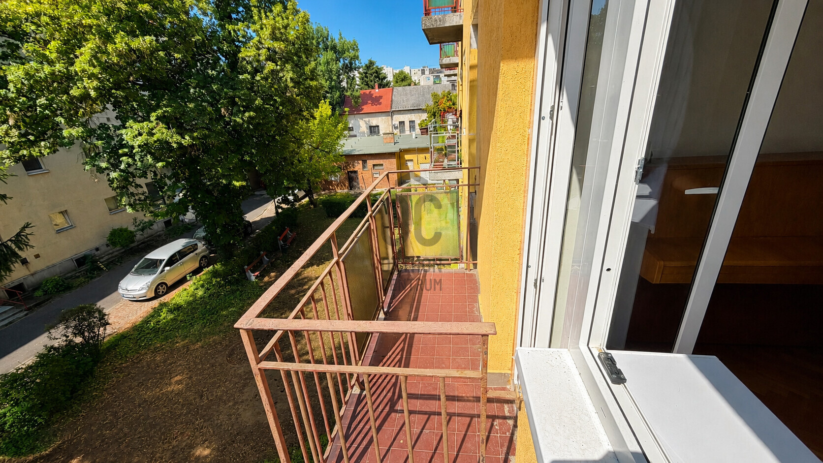 Gallery zoom image