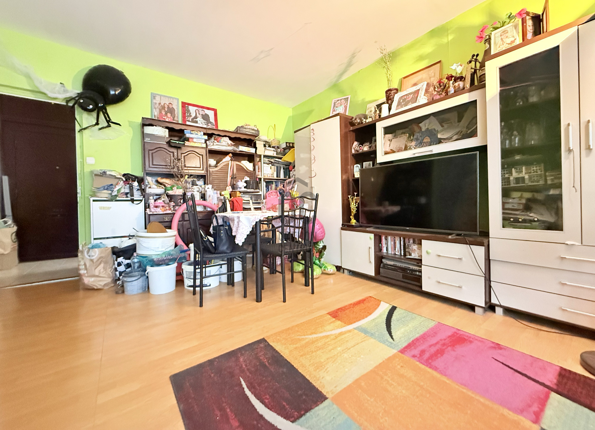 Gallery zoom image