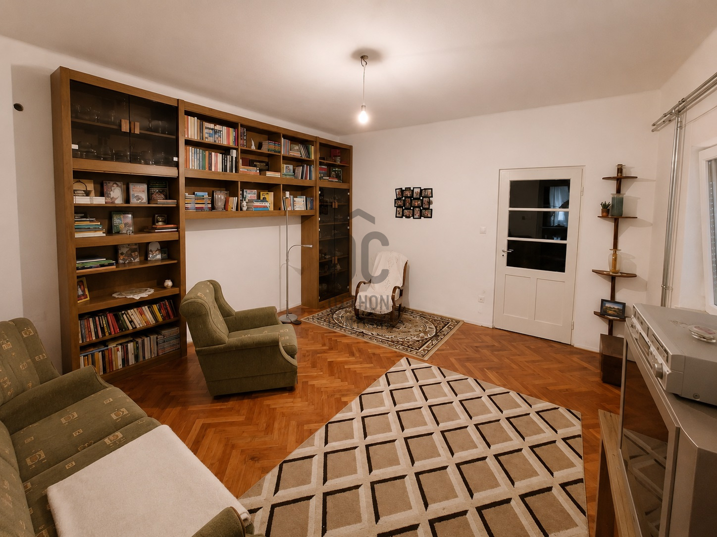 Gallery zoom image