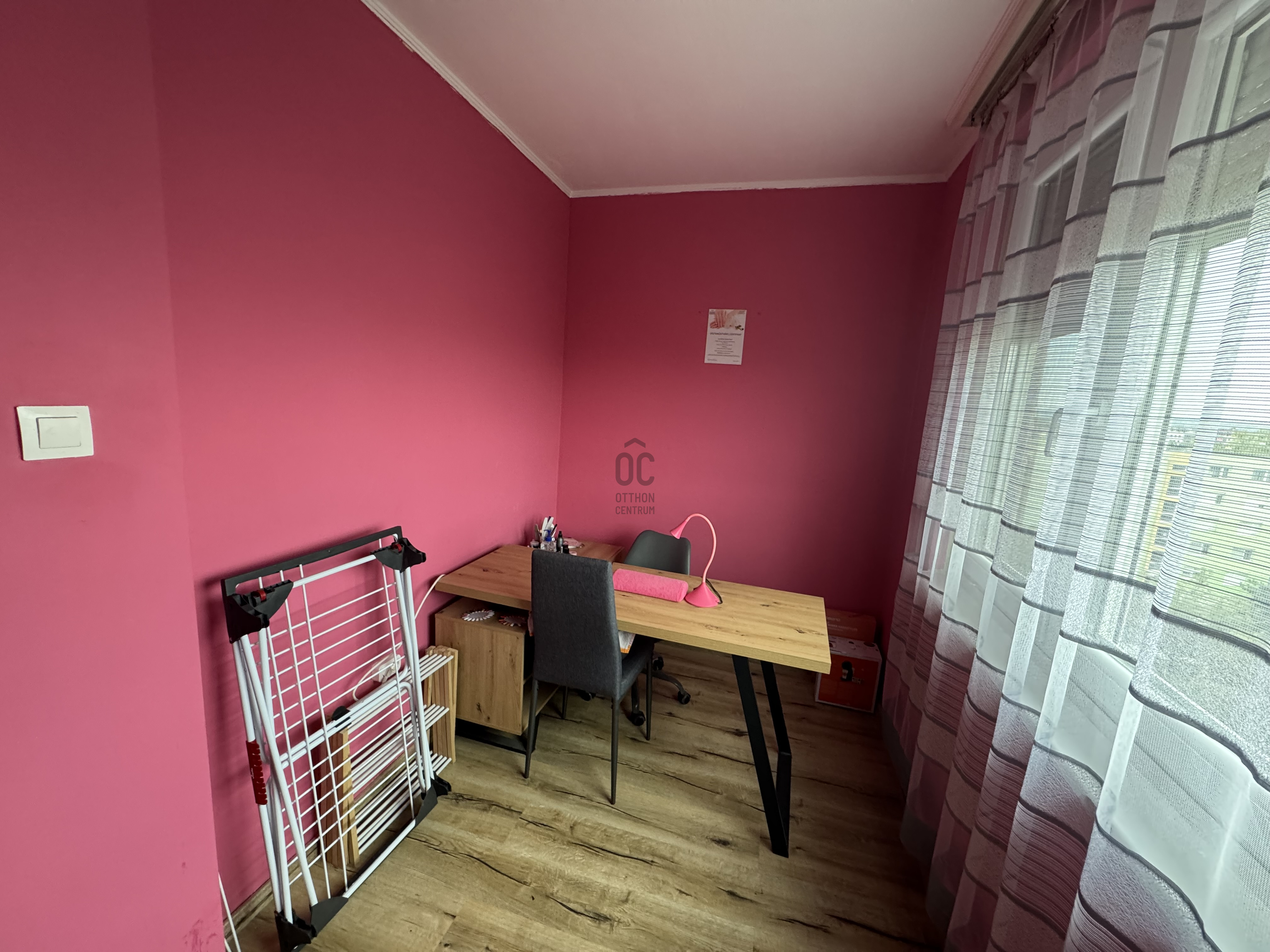 Gallery zoom image
