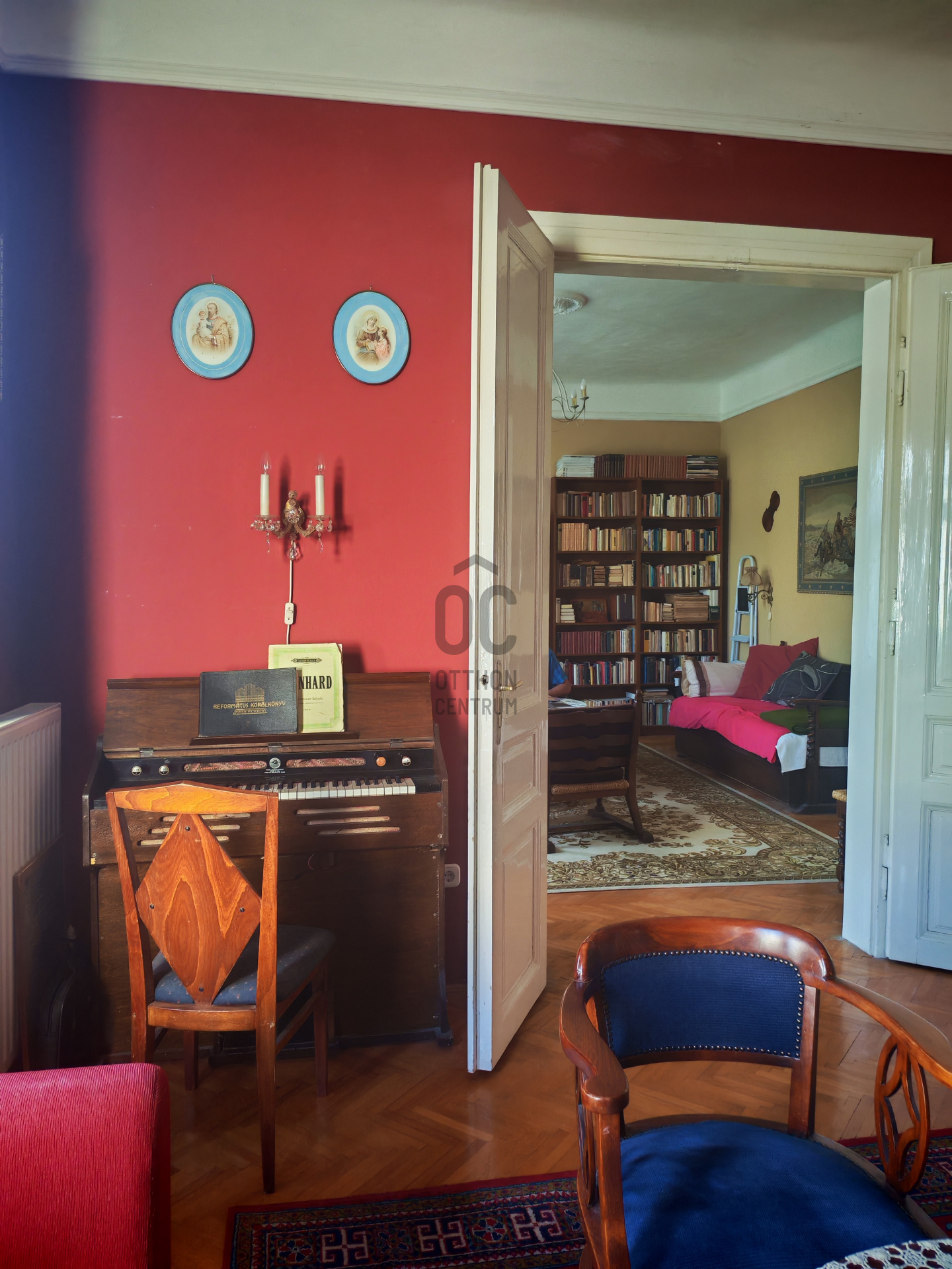 Gallery zoom image