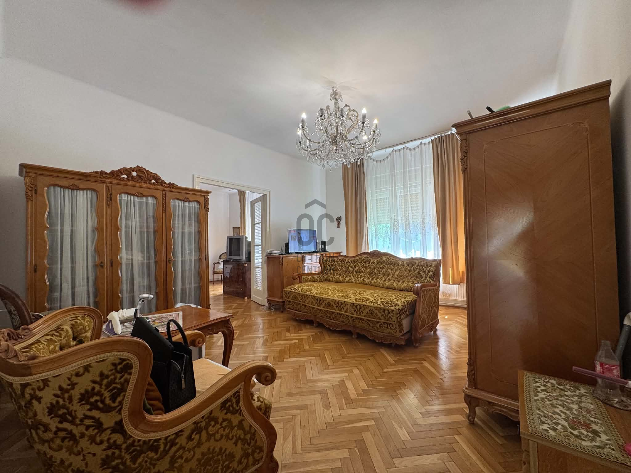 Gallery zoom image