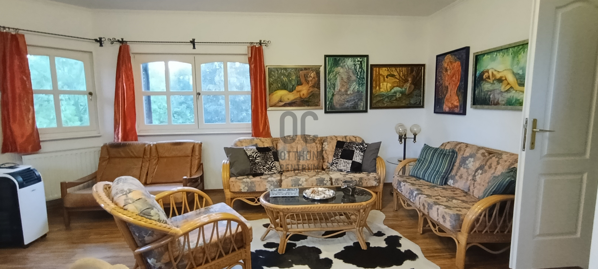 Gallery zoom image