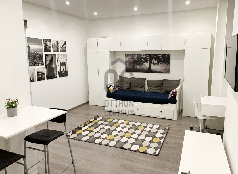 Gallery zoom image