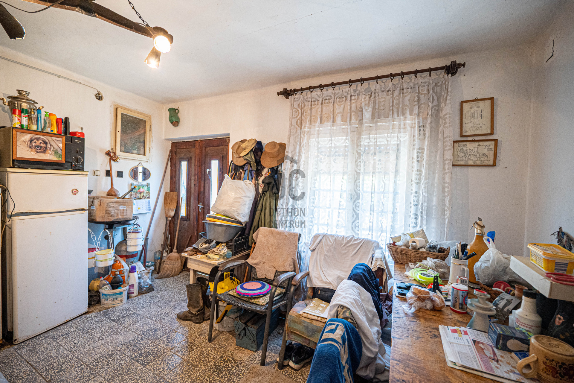 Gallery zoom image
