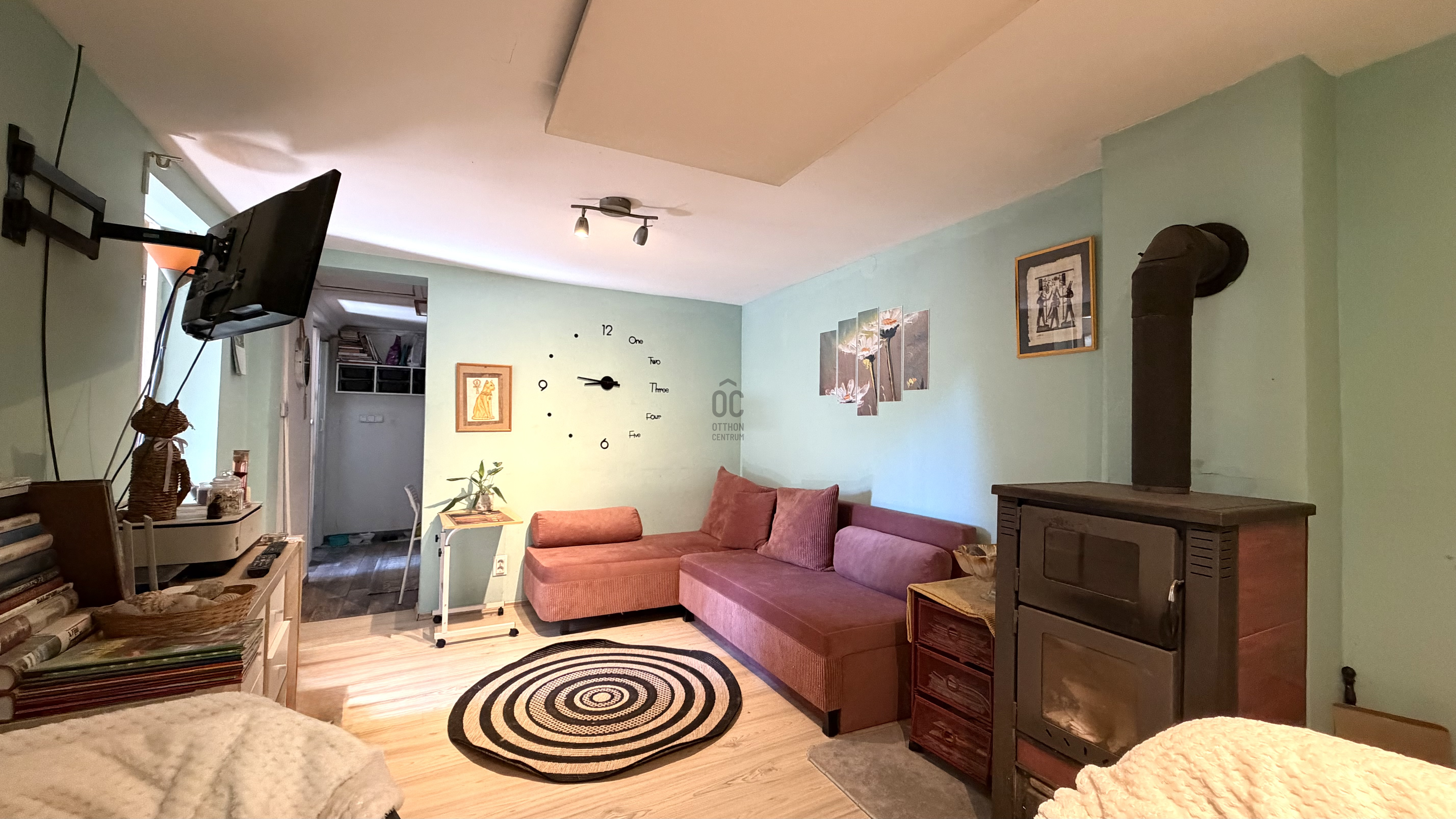 Gallery zoom image