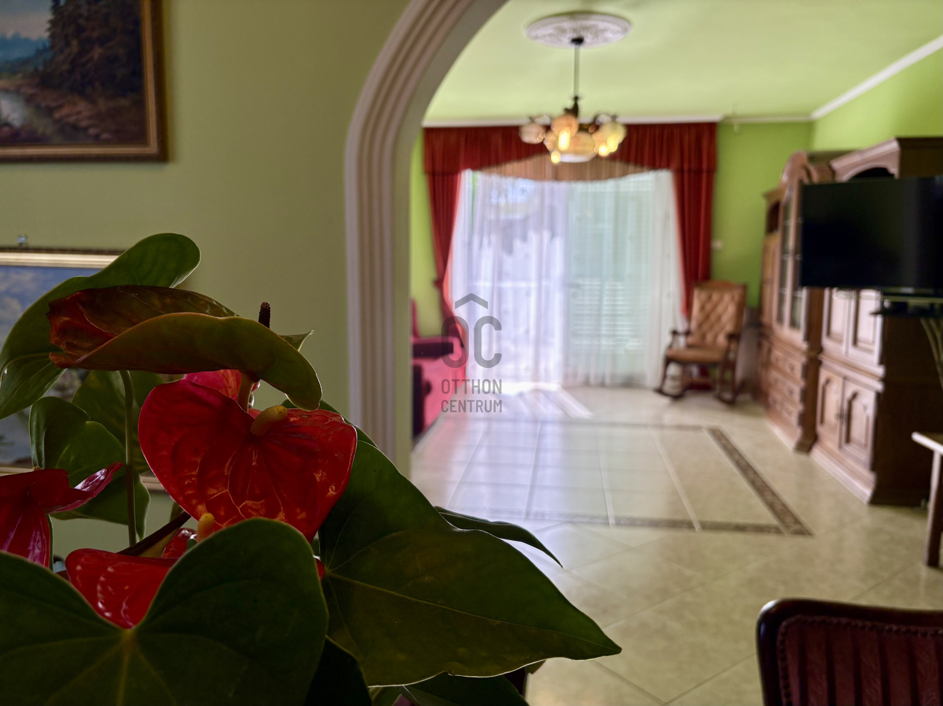 Gallery zoom image