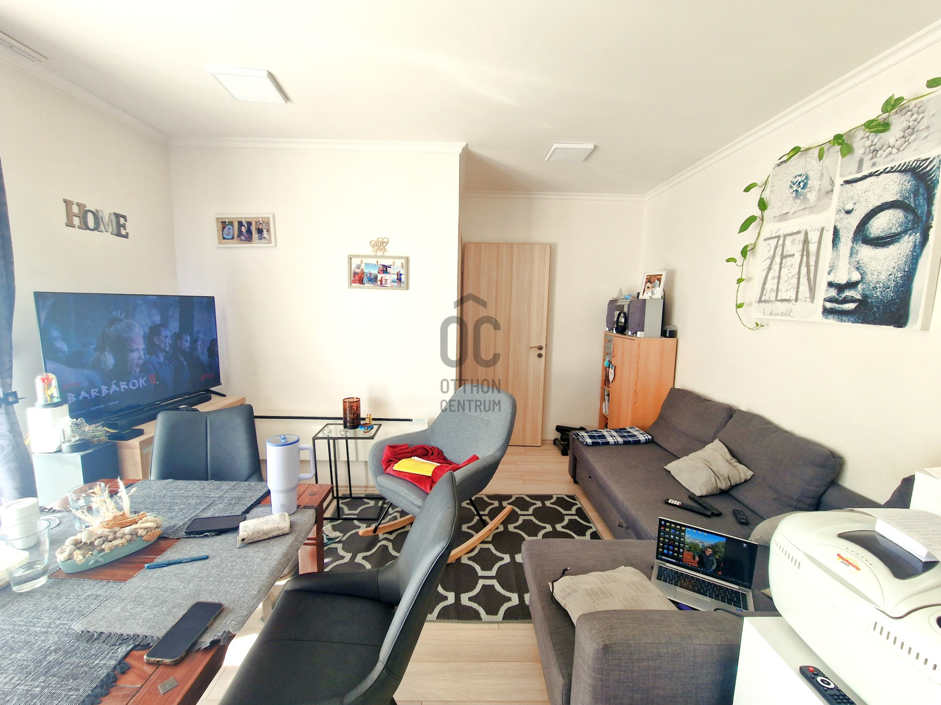Gallery zoom image