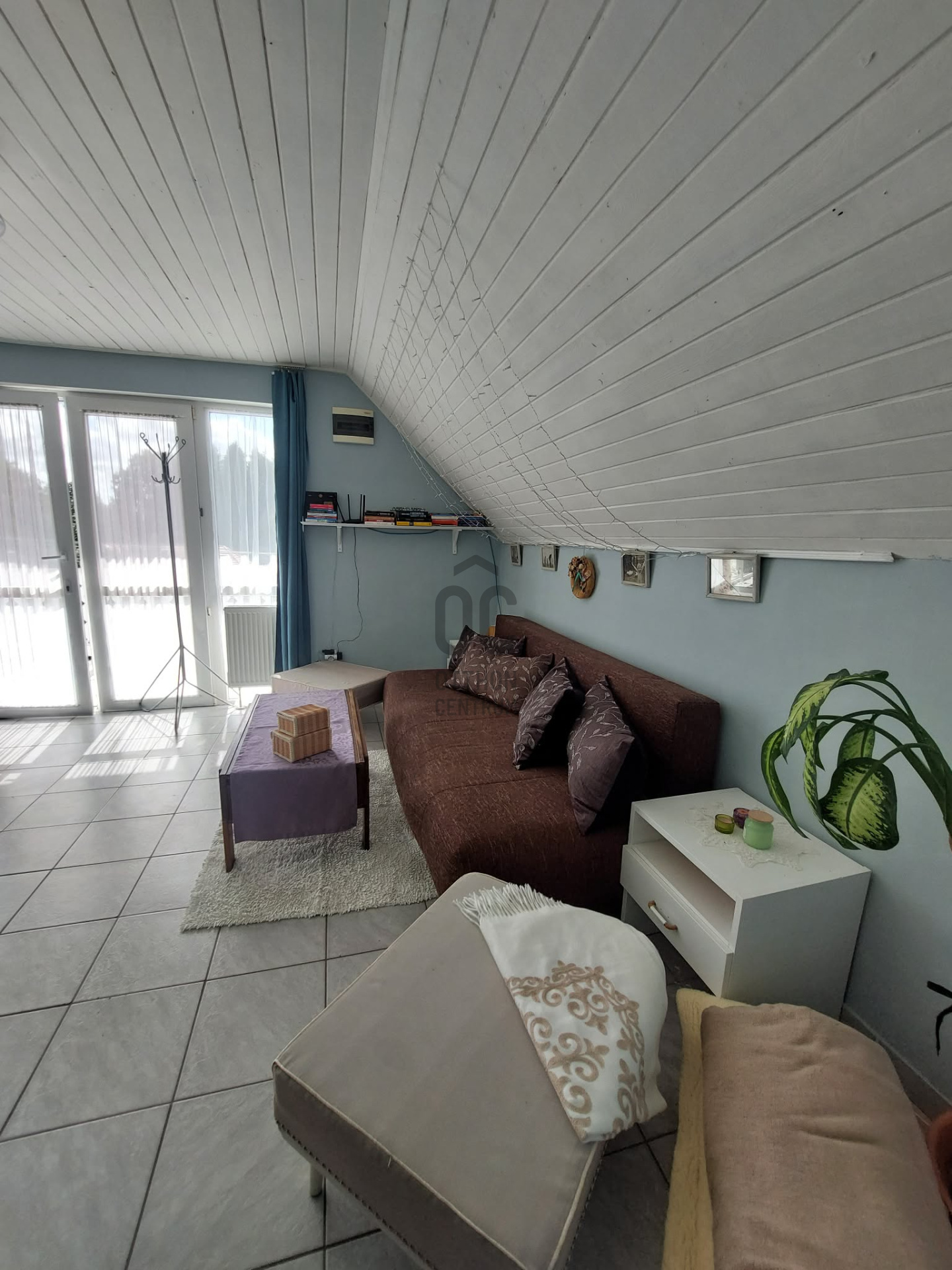 Gallery zoom image