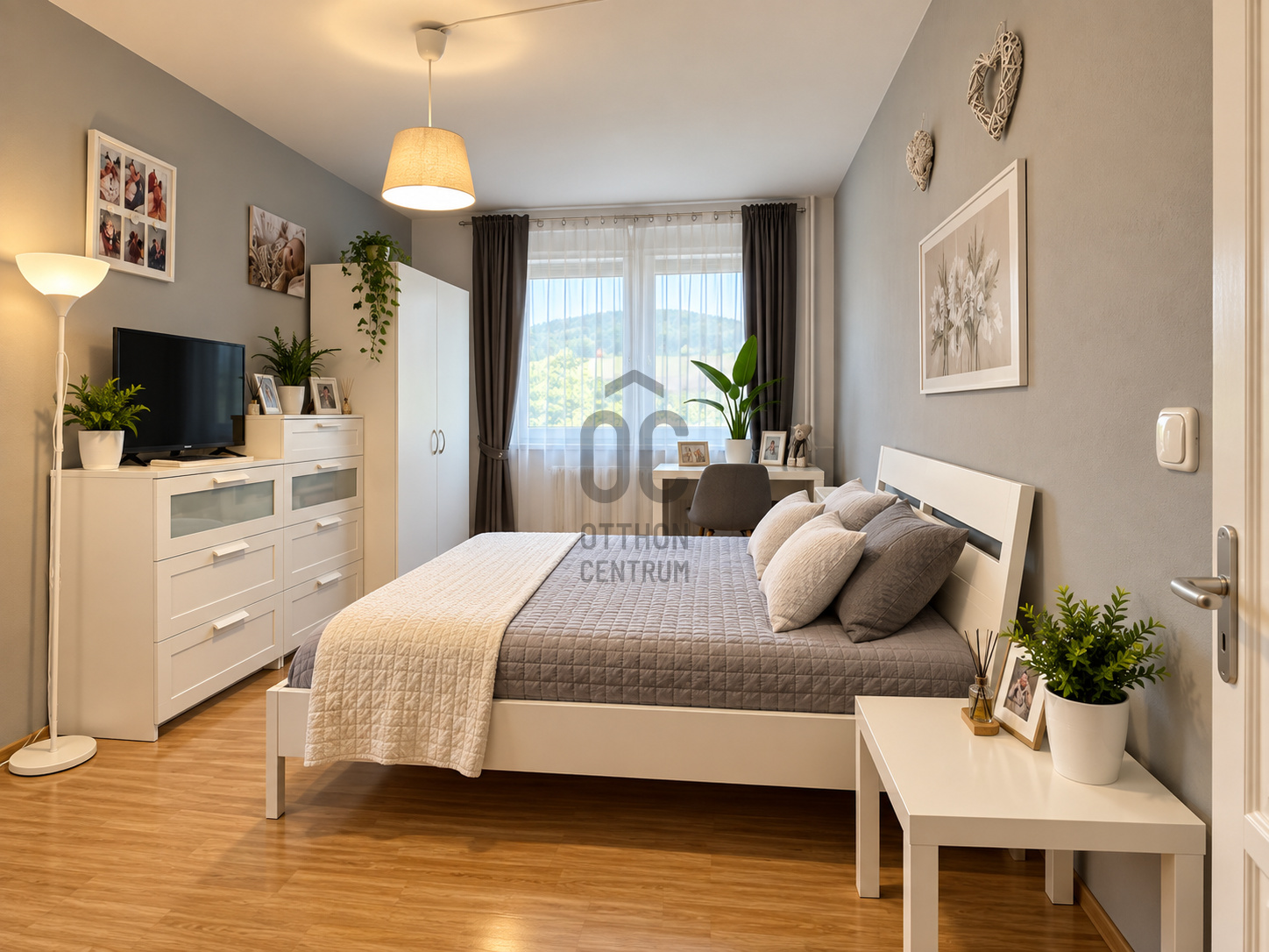 Gallery zoom image